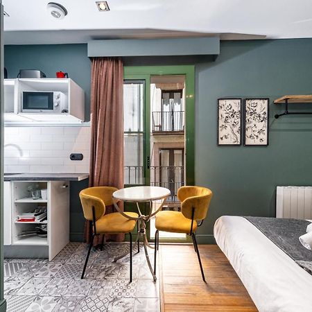 Ainb Born-Dames Apartments Barcelona Exterior photo