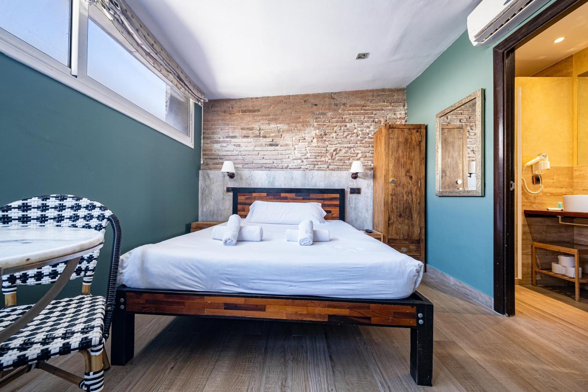 Ainb Born-Dames Apartments Barcelona Exterior photo