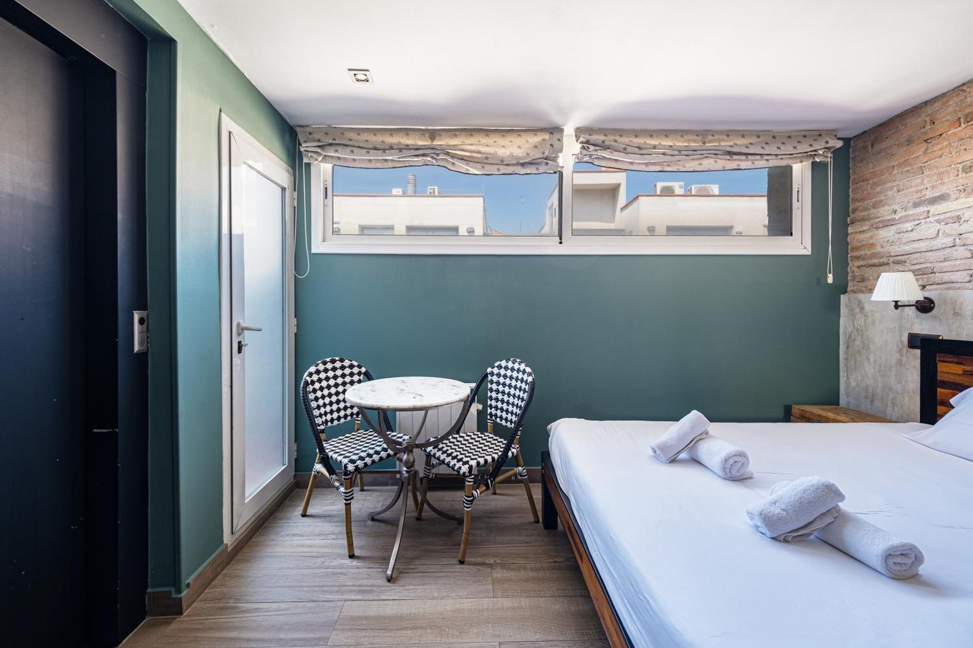Ainb Born-Dames Apartments Barcelona Exterior photo