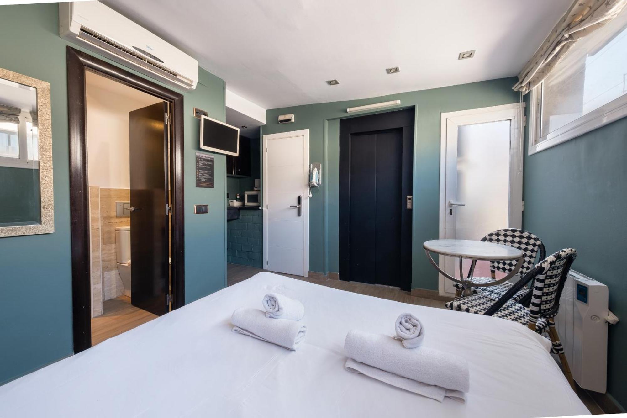 Ainb Born-Dames Apartments Barcelona Room photo